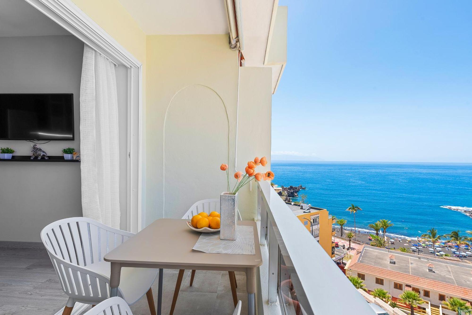 Ocean View Arenas Negras, Newly Renovated Apartment